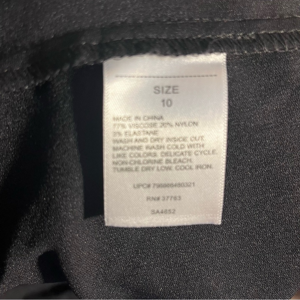 Rafealla Size 18 Black Super Soft Stretch Capris - Picture 4 of 7